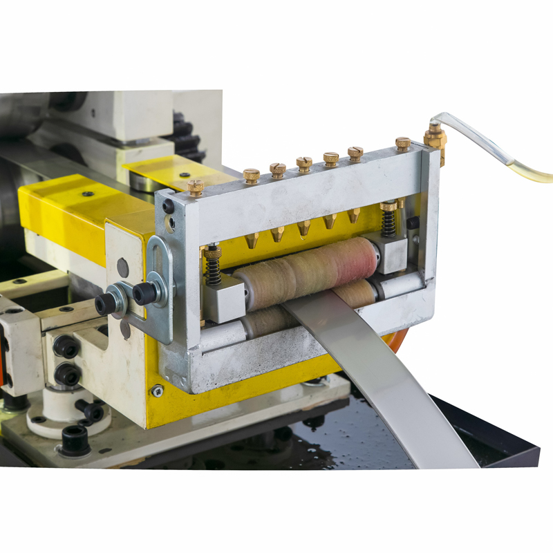 Machine de formage à haute efficacité CE & ISO Band Rouling avec certificat CE